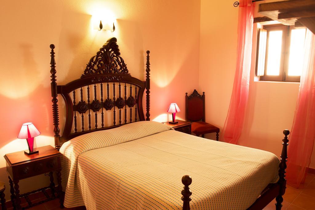 Recanto Da Ribeira Casas De Campo Monchique Rom bilde